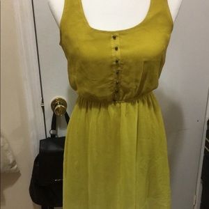 Harve Benard Signnature Dress size 6
